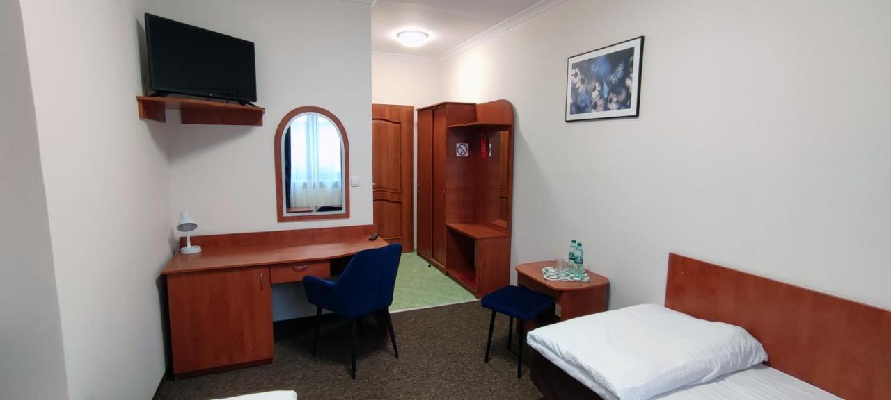 Motel Port 2000 Mostki  Екстериор снимка