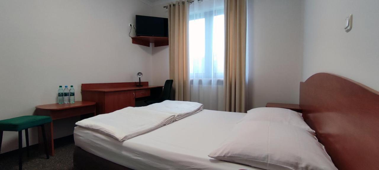 Motel Port 2000 Mostki  Екстериор снимка