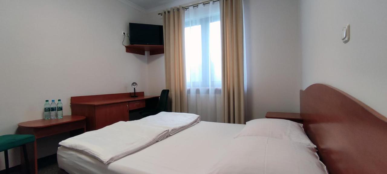Motel Port 2000 Mostki  Екстериор снимка